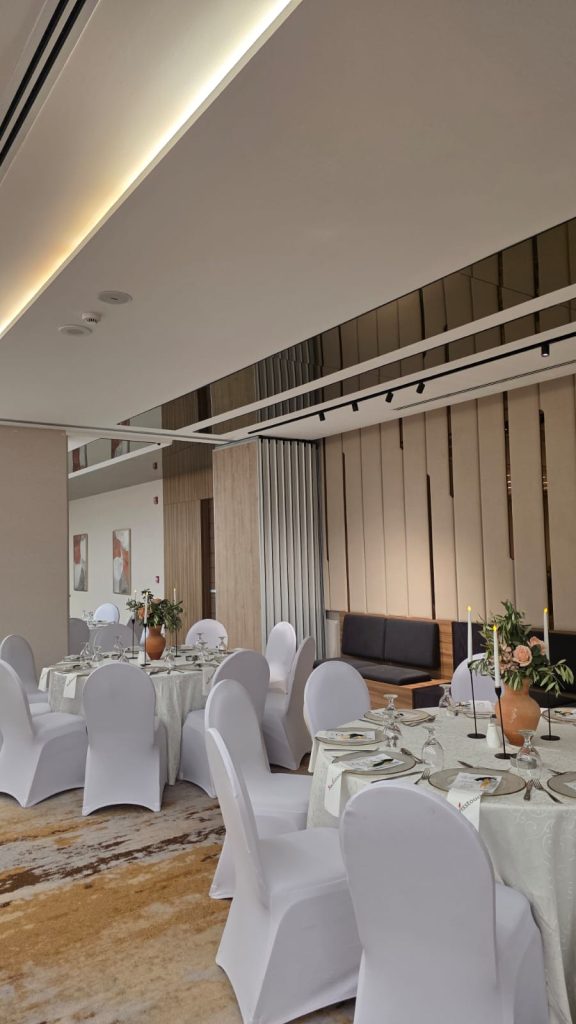 Rukun Meeting Room and Main Restaurant at Swisstouches Hotel Amman